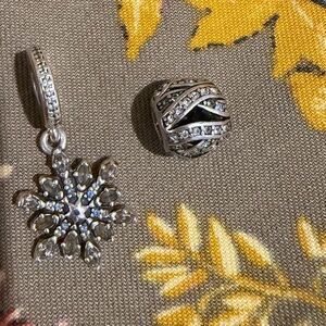 Pandora - Retired Crystallized Snowflake &  Chamilia Entwined Jewels Charm set💙💜